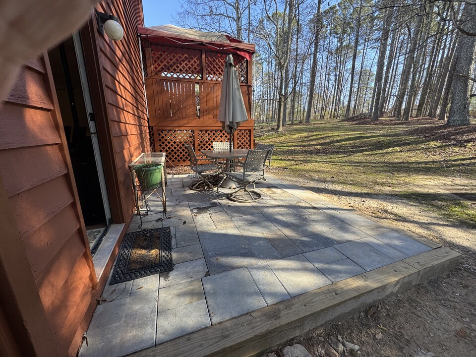 2450 Tall Oak Dr in Buford, GA - Building Photo