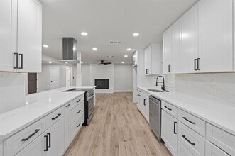 1409 Milner Rd in Irving, TX - Building Photo - Building Photo
