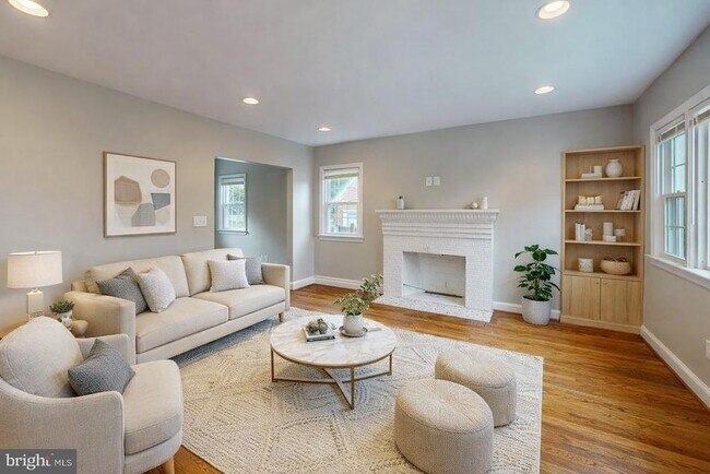 3507 27th Ave in Temple Hills, MD - Building Photo - Building Photo