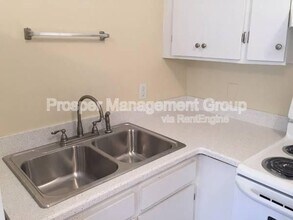 37 Ashton St in Charleston, SC - Building Photo - Building Photo