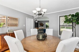 4206 Somerville Ave in Dallas, TX - Building Photo - Building Photo