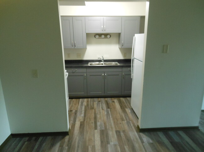 Knowlton Woods Apartments in Waterloo, WI - Building Photo - Building Photo