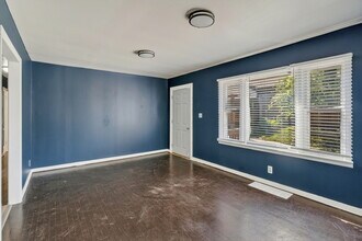 1003 W College St in Independence, MO - Building Photo - Building Photo