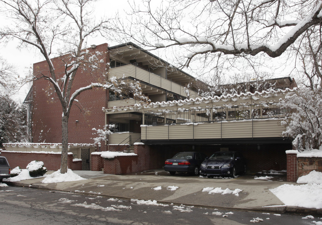 Botanic Place Apartments in Denver, CO - Building Photo