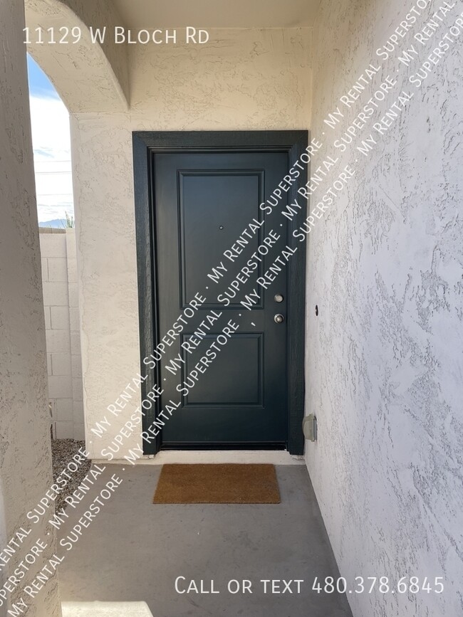 11129 W Bloch Rd in Tolleson, AZ - Building Photo - Building Photo