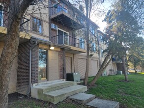 416 E Bailey Rd in Naperville, IL - Building Photo - Building Photo