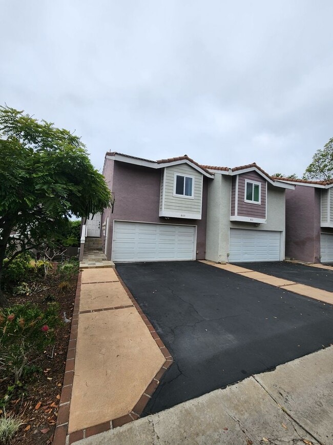property at 809 Highland Dr