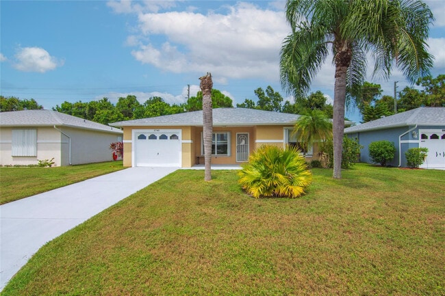 5740 Travelers Way in Fort Pierce, FL - Building Photo - Building Photo