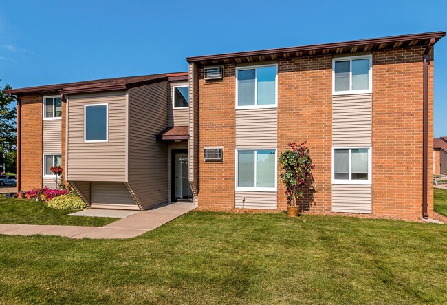 Indianola Park II Apartments in Indianola, IA - Foto de edificio - Building Photo