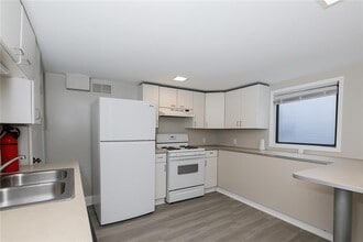 916 Greenwood Ave NE in Atlanta, GA - Building Photo - Building Photo