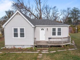 3614 Linneman St in Glenview, IL - Building Photo