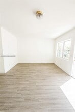 5825 SW 9th Terrace in West Miami, FL - Building Photo - Building Photo