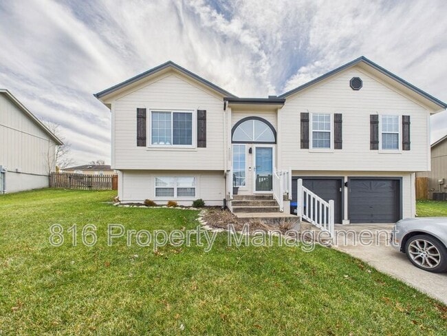 property at 1305 Aspen Dr