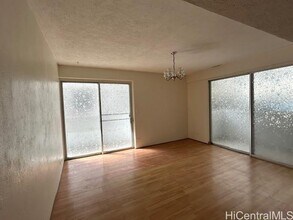 2281 Ala Wai Blvd in Honolulu, HI - Building Photo - Building Photo