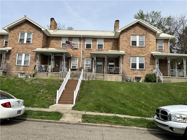 property at 125 George St