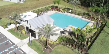 5110 Magnolia Palm Dr in Daytona Beach, FL - Foto de edificio - Building Photo