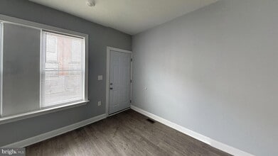 1932 Clarence St in Philadelphia, PA - Building Photo - Building Photo