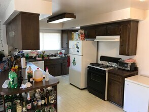 1396 Fairway Dr in San Luis Obispo, CA - Building Photo - Building Photo