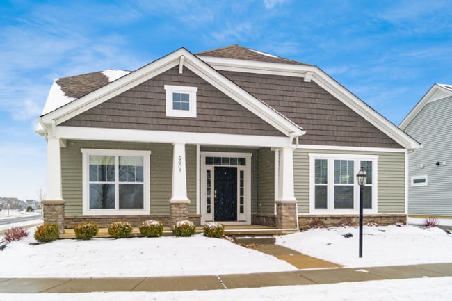 5609 Jessica Ln in Powell, OH - Foto de edificio - Building Photo