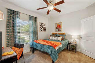 300 Dalhausser Ln in Oviedo, FL - Building Photo - Building Photo