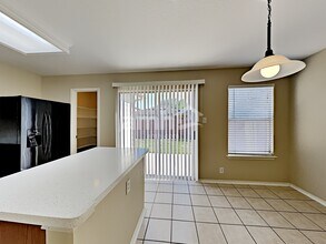 10124 Del Lago Ct in San Antonio, TX - Building Photo - Building Photo
