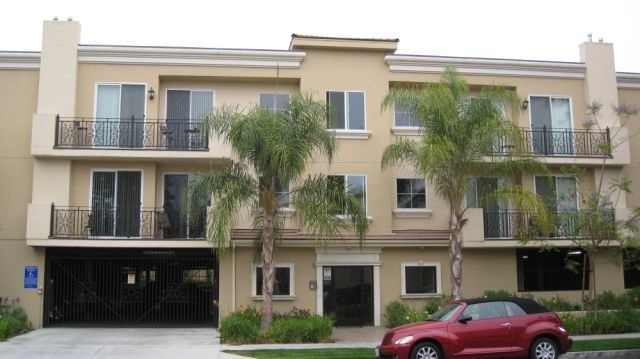 5422 Hermitage Ave, Unit 105 in North Hollywood, CA - Building Photo