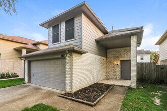 11811 Sunny Stream Dr in Tomball, TX - Building Photo - Building Photo