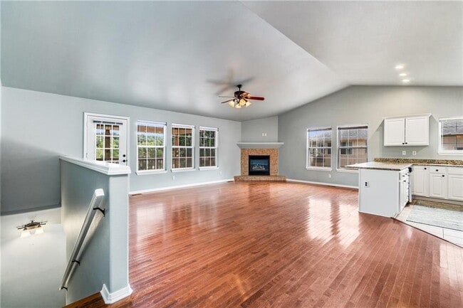 50 May Ln in Bella Vista, AR - Building Photo - Building Photo