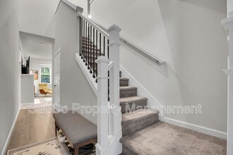 1483 19th Ave in Forest Grove, OR - Building Photo - Building Photo