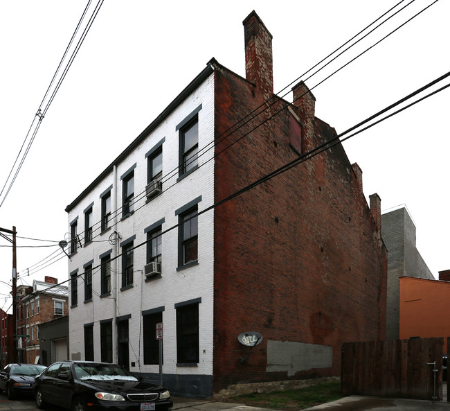 1328-1330 Republic St in Cincinnati, OH - Building Photo - Building Photo