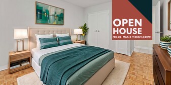 225 Van Horne Apartments in Toronto, ON - Building Photo