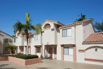 Sorrento Terrace Apartments in Anaheim, CA - Building Photo - Building Photo