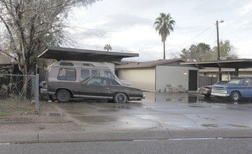 2507 W Hayward Ave in Phoenix, AZ - Building Photo - Building Photo