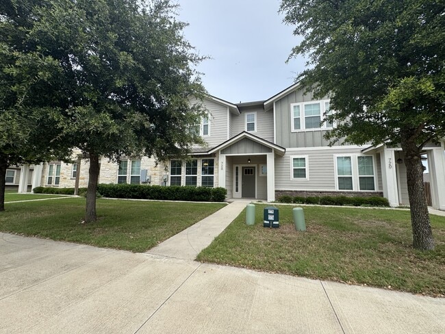 property at 724 Westfield Blvd