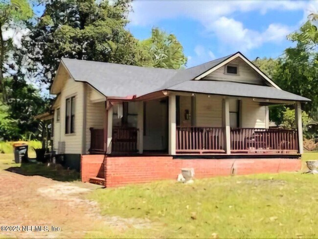 property at 3812 Eloise St