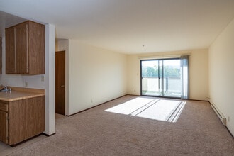 20 Marcie Cir in South San Francisco, CA - Foto de edificio - Interior Photo