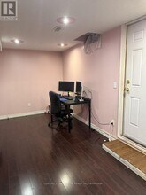 13 Cranberry Dr in Toronto, ON - Building Photo - Building Photo