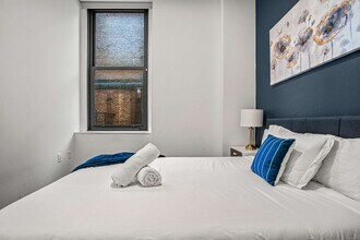 209 9th St-Unit -ID1074014P in Pittsburgh, PA - Building Photo - Building Photo