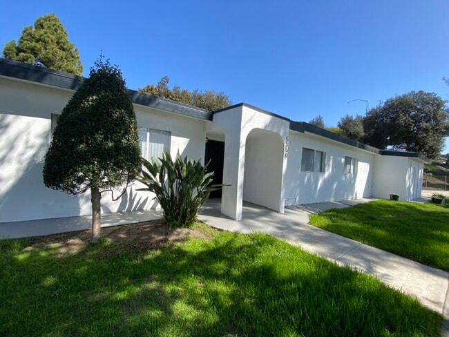 5350 S Slauson Ave in Culver City, CA - Building Photo - Building Photo