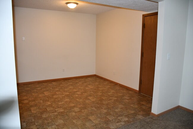 12 Woodland Oaks Dr, Unit 12 Woodland Oaks Union Mo in Union, MO - Foto de edificio - Building Photo