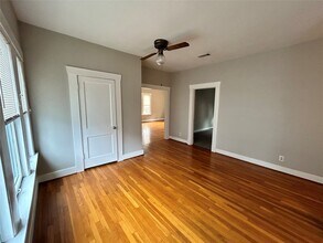 1639 Norfolk St in Houston, TX - Building Photo - Building Photo