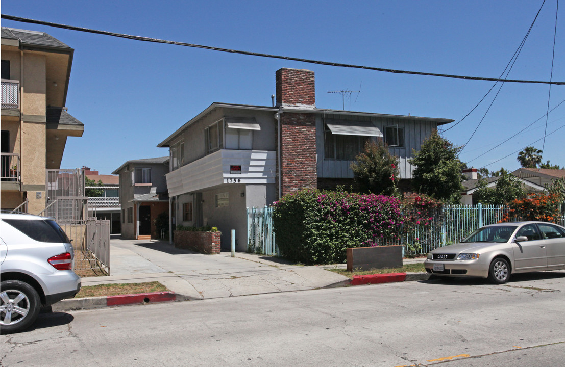 1756 N Normandie Ave in Los Angeles, CA - Foto de edificio