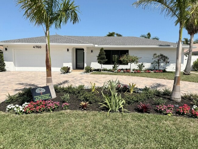 4760 NW 5th Ln in Boca Raton, FL - Building Photo - Building Photo