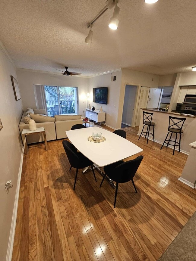 2302 Tuscany Way