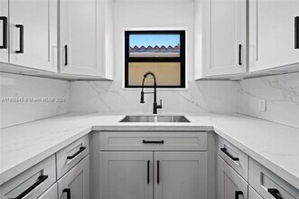 4222 NE 1st Ave in Miami, FL - Building Photo - Building Photo