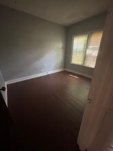 3264 E 142nd St in Cleveland, OH - Foto de edificio - Building Photo