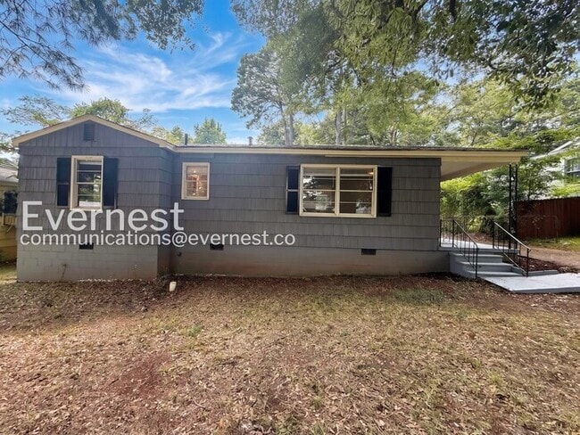 property at 1536 17th St SW