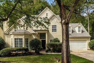 6020 Skyline Dr in Charlotte, NC - Building Photo