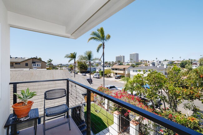 4057 Alabama St in San Diego, CA - Foto de edificio - Building Photo