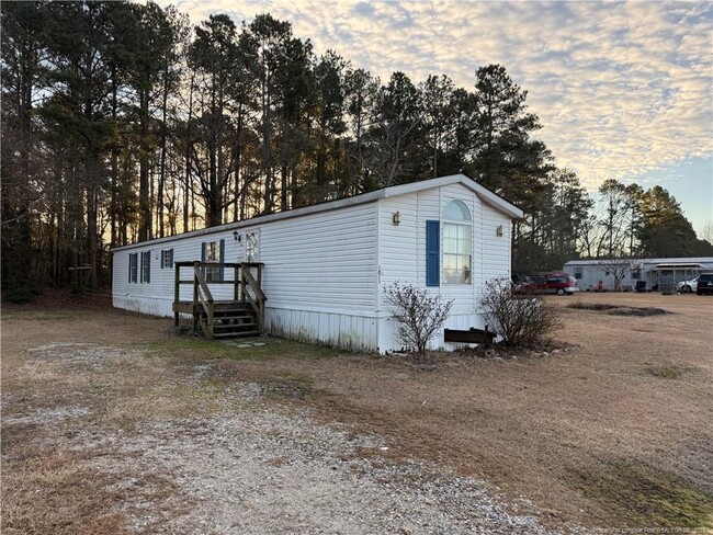 1011 John Godfrey Rd in Sanford, NC - Building Photo - Building Photo